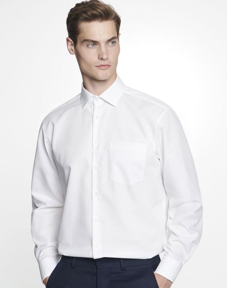 Chemise BLACK BOW 60 I Homme de J.HARVEST & FROST. Produit d'exception, personnalisé par l'Atelier-OCF.